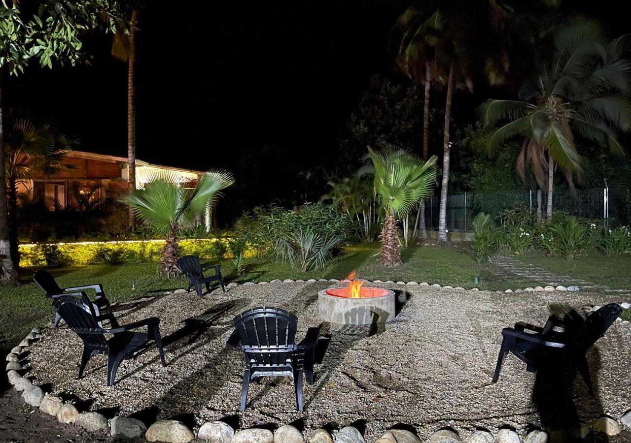 מלון בוריטאקה Gardenia Springs מראה חיצוני תמונה