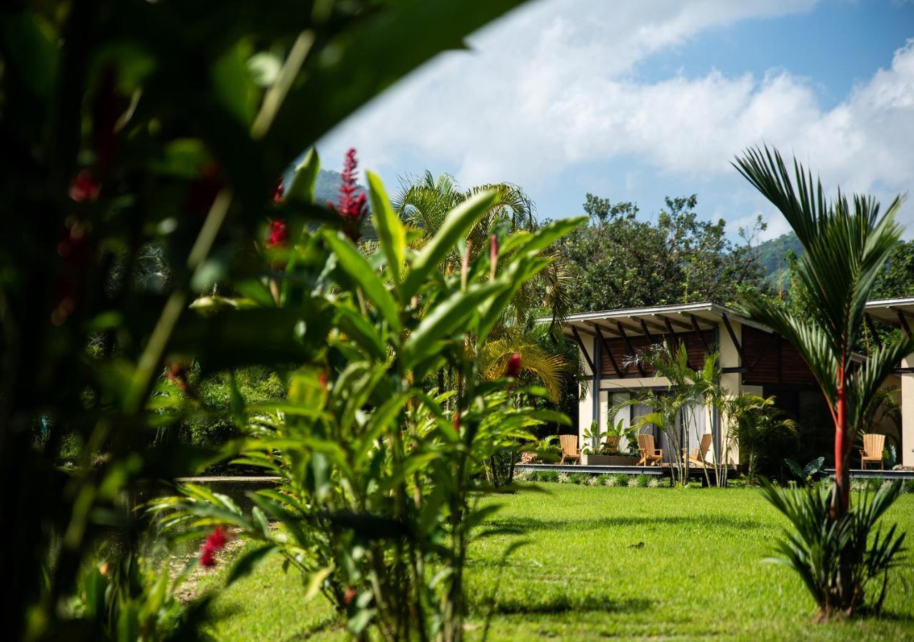 מלון בוריטאקה Gardenia Springs מראה חיצוני תמונה